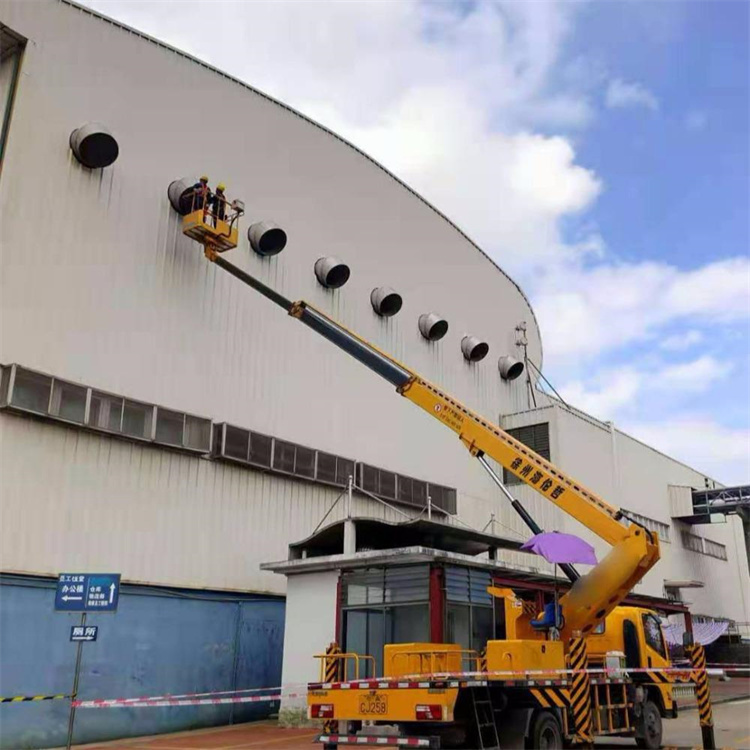 织金高空作业车出租服务：专业广告牌安装解决方案